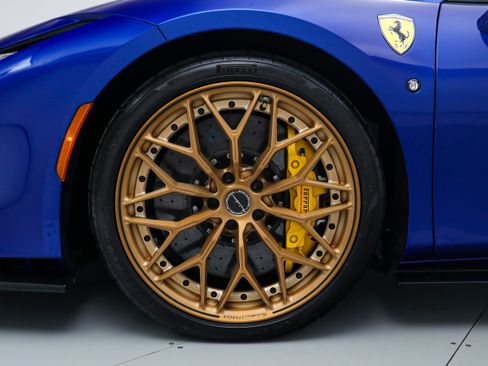 Certified 2022 Ferrari F8 Tributo RWD image 45