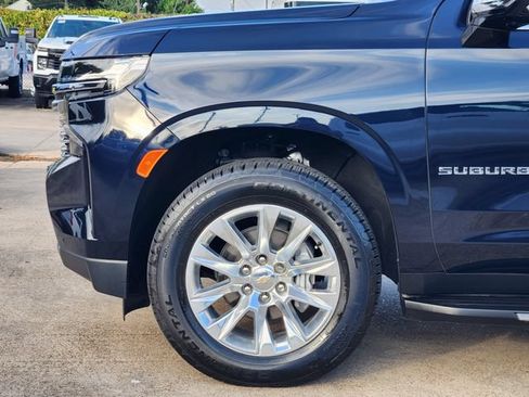 Certified 2024 Chevrolet Suburban Premier w/ Premium Package RWD image 8