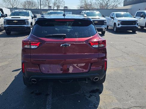 Used 2023 Chevrolet TrailBlazer RS w/ Sun and Liftgate Package image 6