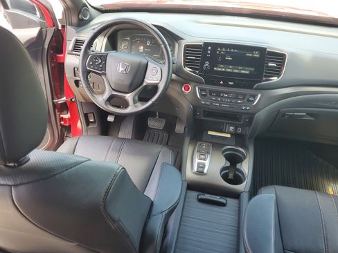 Used 2023 Honda Passport TrailSport image 19