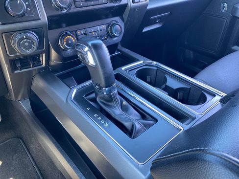 Used 2019 Ford F150 XLT w/ Equipment Group 302A Luxury AWD/4WD image 10