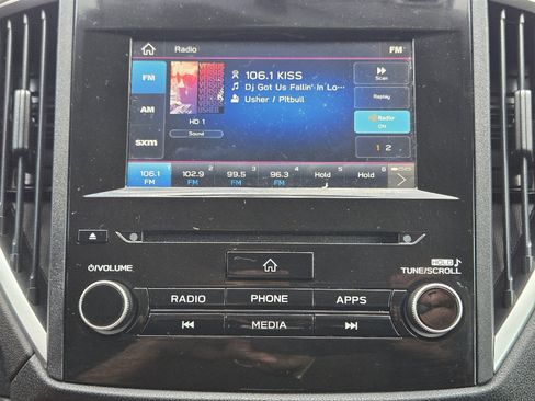 Used 2019 Subaru Crosstrek 2.0i Premium w/ Eyesight System image 8