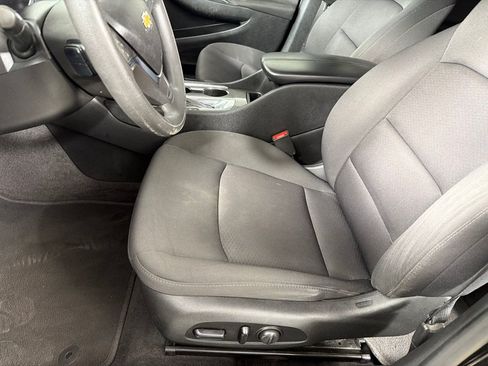 Used 2020 Chevrolet Malibu LT FWD image 11