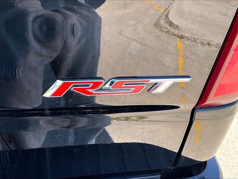 Used 2024 Chevrolet Silverado 1500 RST w/ Convenience Package II image 8