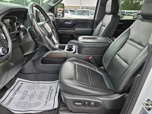 Used 2022 GMC Sierra 2500 Denali w/ Denali Ultimate Package AWD/4WD image 7