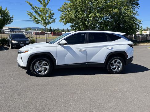 Used 2022 Hyundai Tucson SEL AWD/4WD image 2