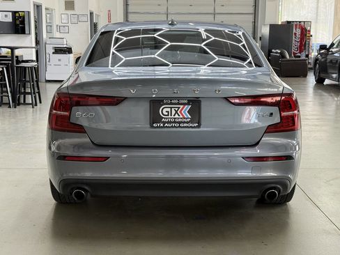 Used 2020 Volvo S60 T6 Momentum AWD/4WD image 3