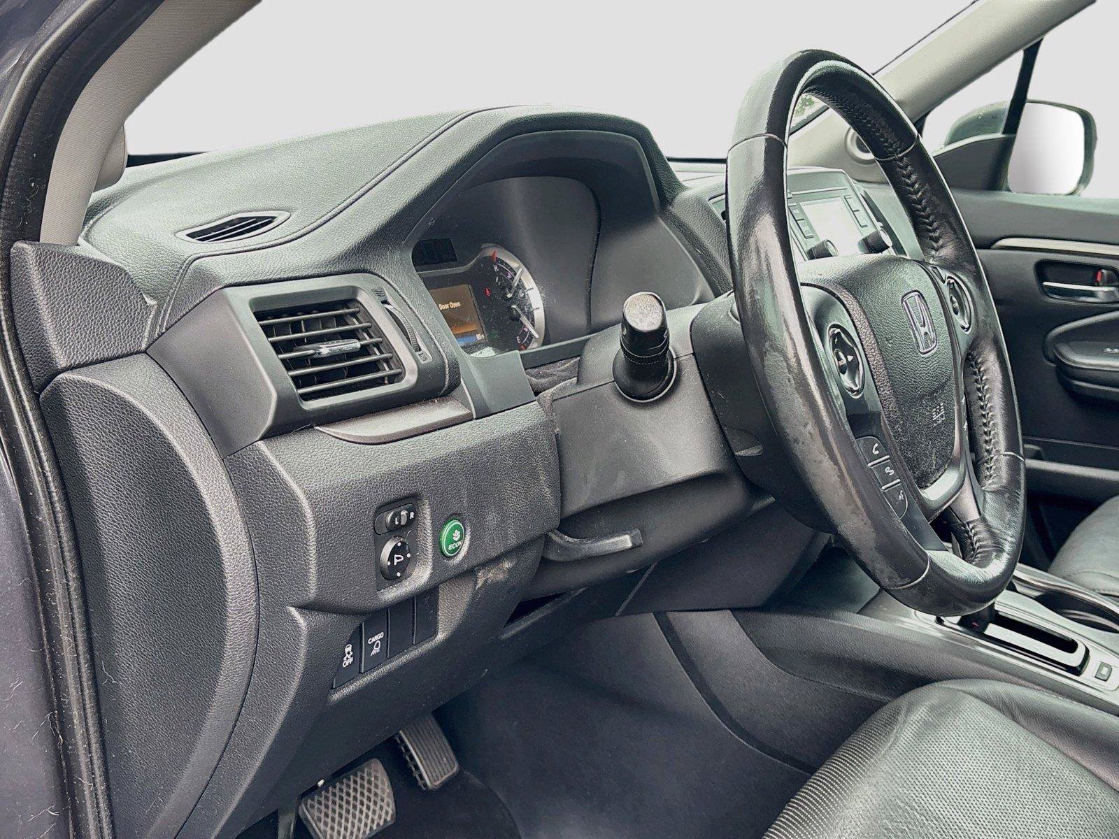 Used 2018 Honda Ridgeline RTL image 10