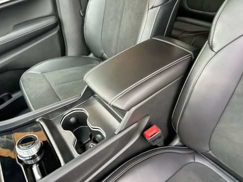 New 2026 Jeep Grand Cherokee Altitude AWD/4WD image 17