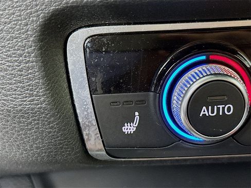 Used 2020 Audi Q3 2.0T Premium Plus w/ Premium Plus Package image 18