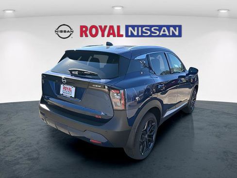 New 2026 Nissan Kicks SR w/ SR Premium Package image 7