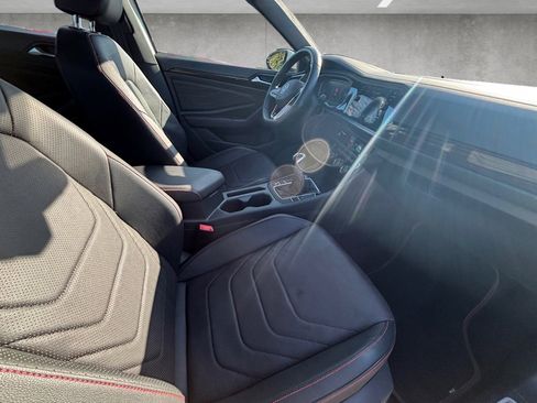 Used 2024 Volkswagen Jetta GLI Autobahn image 27