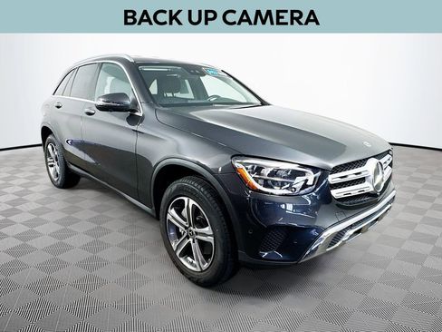 Used 2022 Mercedes-Benz GLC 300 image 3