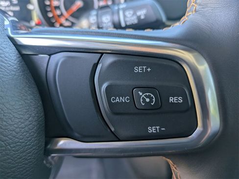 Used 2023 Jeep Wrangler Altitude image 17