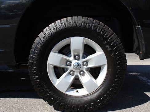 Used 2016 RAM 1500 ST w/ SXT Appearance Group AWD/4WD image 41