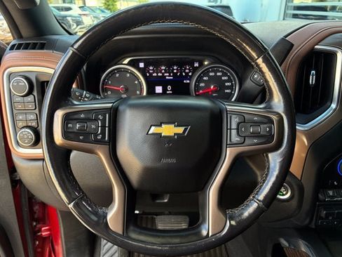 Used 2022 Chevrolet Silverado 2500 High Country w/ Safety Package II AWD/4WD image 15