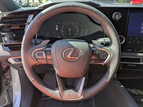 Used 2024 Lexus RX 350 FWD w/ Technology Package image 18