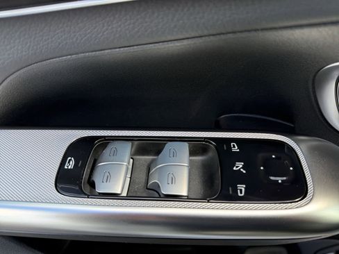 New 2026 Mercedes-Benz GLC 350e GLC 350e image 25