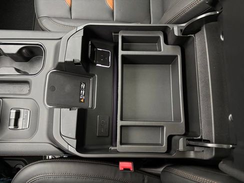 New 2025 GMC Sierra 1500 AT4 w/ AT4 Premium Package AWD/4WD image 34