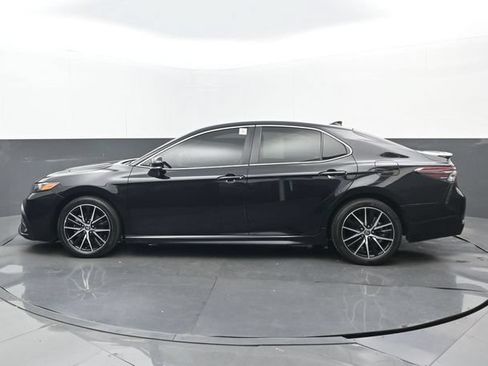 Used 2023 Toyota Camry SE FWD image 23