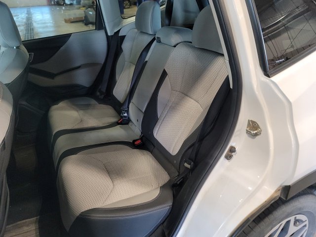 Used 2021 Subaru Forester Premium AWD/4WD image 10