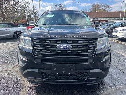 Used 2016 Ford Explorer Sport image 3