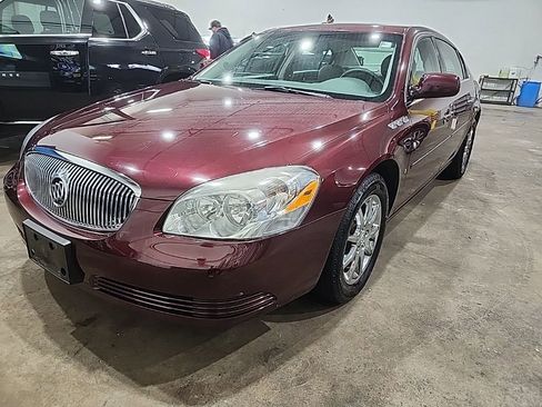 Used 2007 Buick Lucerne CXL w/ Luxury Package FWD image 3