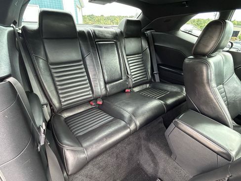 Used 2010 Dodge Challenger R/T RWD image 21