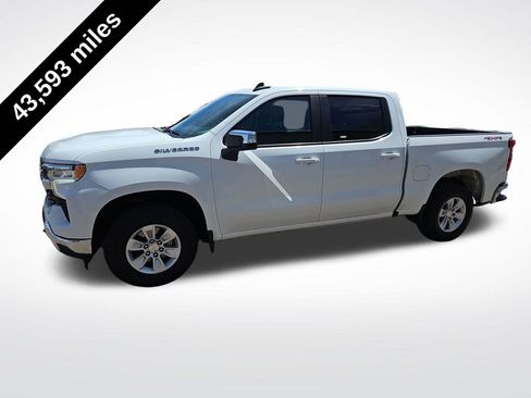 Used 2023 Chevrolet Silverado 1500 LT w/ Work Truck Package AWD/4WD image 2