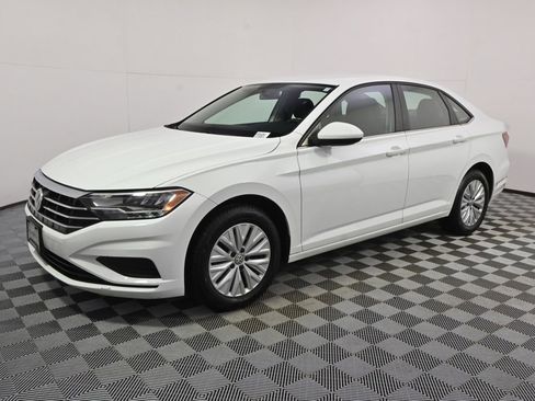 Used 2019 Volkswagen Jetta S w/ Driver Assistance Package image 2