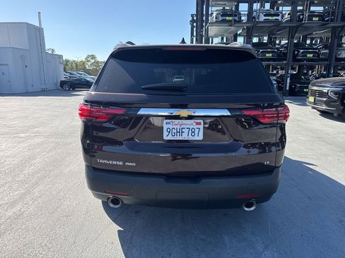 Used 2022 Chevrolet Traverse LT image 5