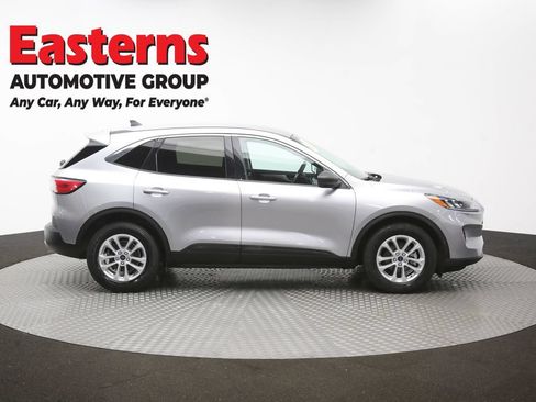 Used 2022 Ford Escape SE FWD image 46