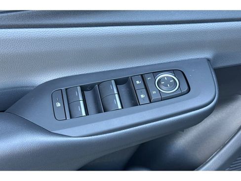 New 2026 Toyota Prius XLE image 12