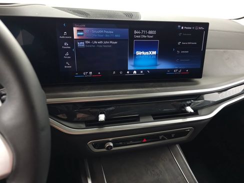 Used 2026 BMW X7 xDrive40i w/ Premium Package AWD/4WD image 24