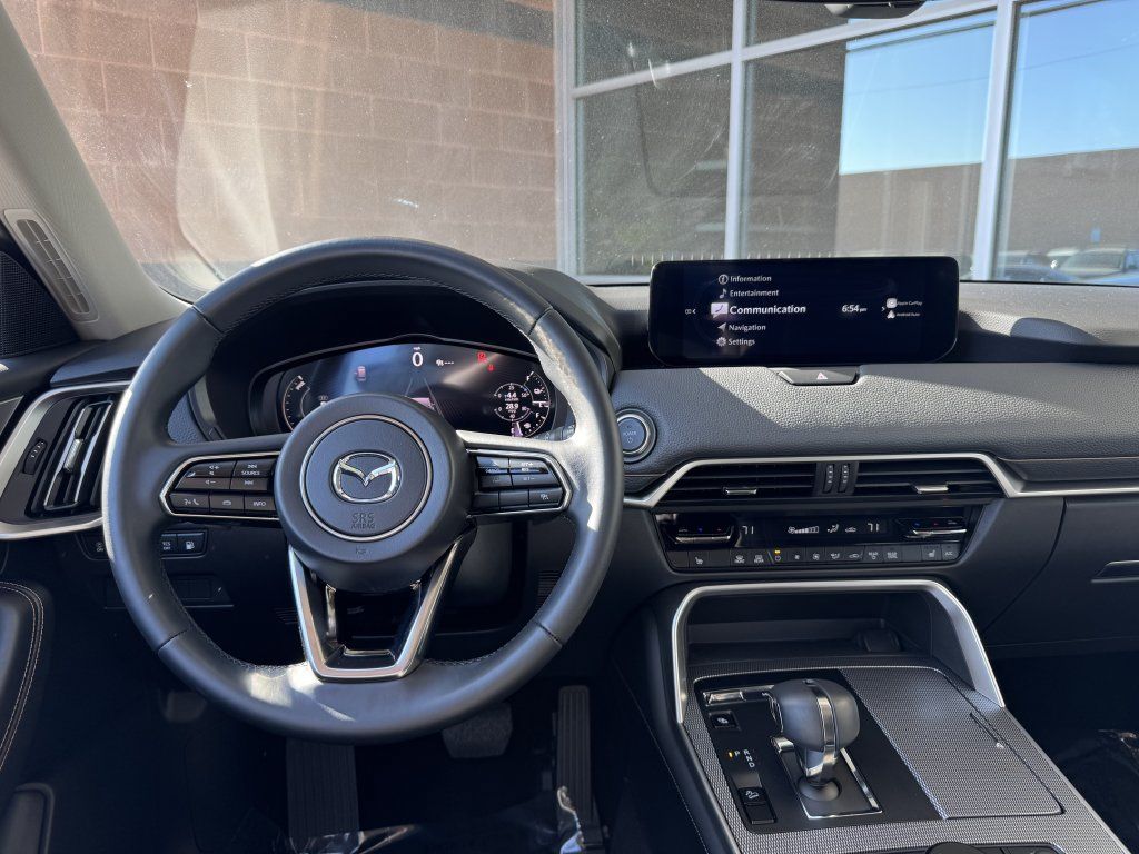 Used 2024 MAZDA CX-90 Plug-In Hybrid w/ Preferred AWD/4WD image 15