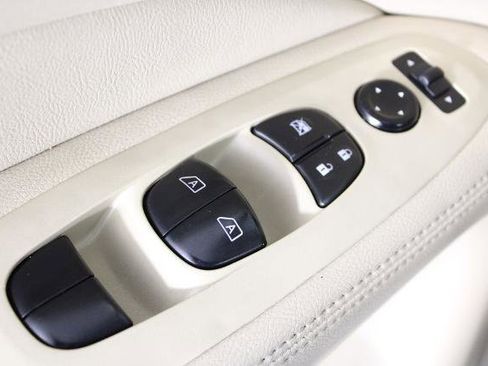 Certified 2020 Nissan Pathfinder Platinum image 25