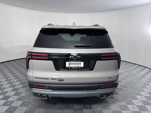 New 2026 Chevrolet Traverse Z71 w/ Enhanced Driving Package AWD/4WD image 4