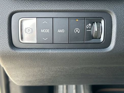 New 2026 GMC Acadia AT4 w/ Super Cruise Package AWD/4WD image 18
