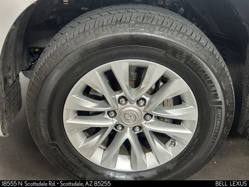 Used 2019 Lexus GX 460 Premium AWD/4WD image 10