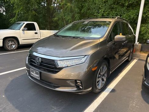 Used 2022 Honda Odyssey Touring image 12
