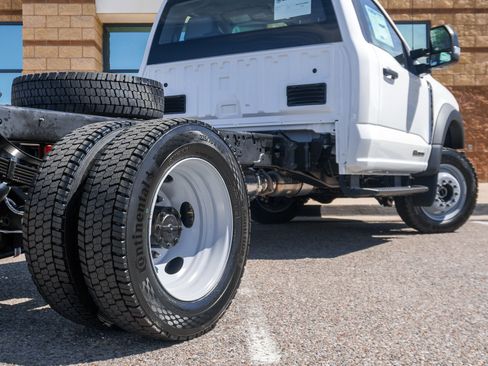 New 2026 Ford F550 4x4 Regular Cab Super Duty image 11
