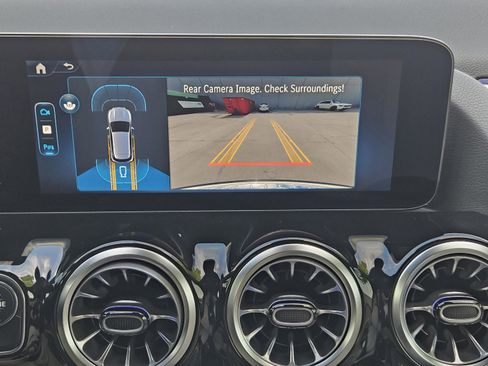 Certified 2026 Mercedes-Benz GLA 250 image 10