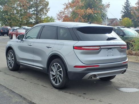 Certified 2023 Lincoln Corsair Standard w/ Equipment Group 101A image 4