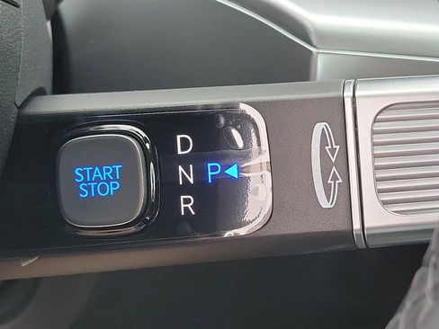 New 2026 Hyundai Ioniq 9 SEL AWD/4WD image 8