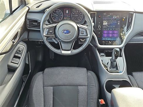 Used 2022 Subaru Outback Premium image 12