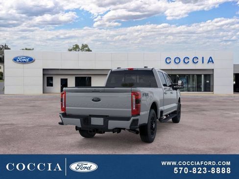 New 2026 Ford F250 Lariat w/ Black Appearance Package AWD/4WD image 8