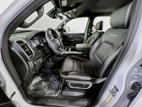 Used 2023 RAM 1500 Laramie AWD/4WD image 21