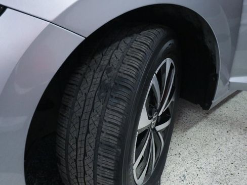 Used 2024 Volkswagen Jetta S image 9