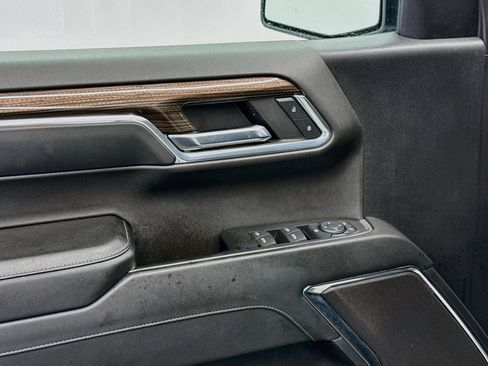 Used 2024 Chevrolet Silverado 1500 LT AWD/4WD image 15