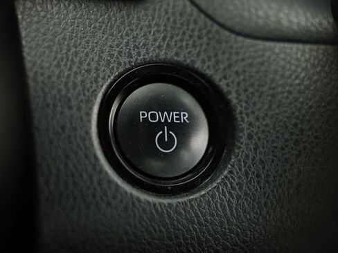 Used 2025 Toyota Camry SE FWD image 34